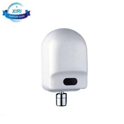 Automatic sensor faucet medical hand-washing device touchless hand wash faucet wall mounted XR8838